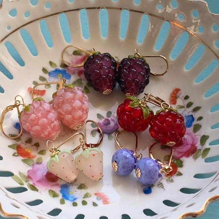 Berries Basket: Pure Orchard Treasures